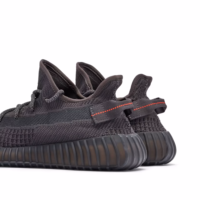 Yeezy 350 V2 Black - Imagem 3