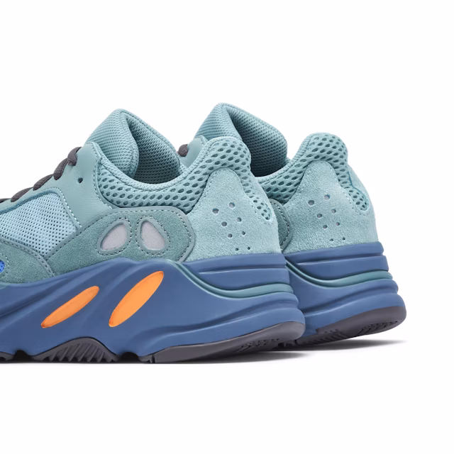 Yeezy Boost 700 Faded Azure - Imagem 3
